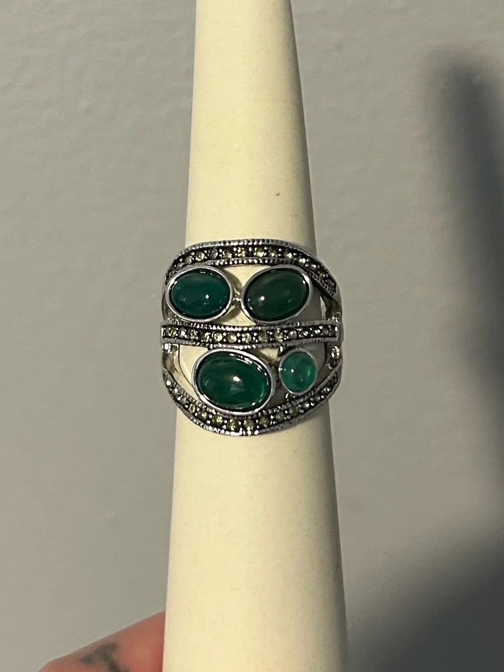 Green cabochon marcasite ring size 7